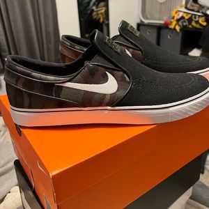 Nike SB Janoskis BRAND NEW size 12